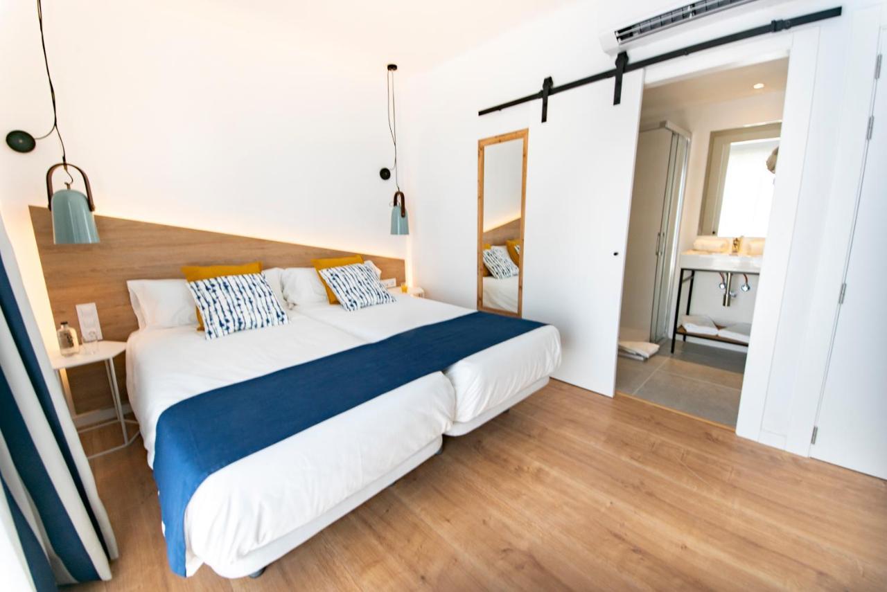 Hostal Blanca Can Picafort  Eksteriør bilde