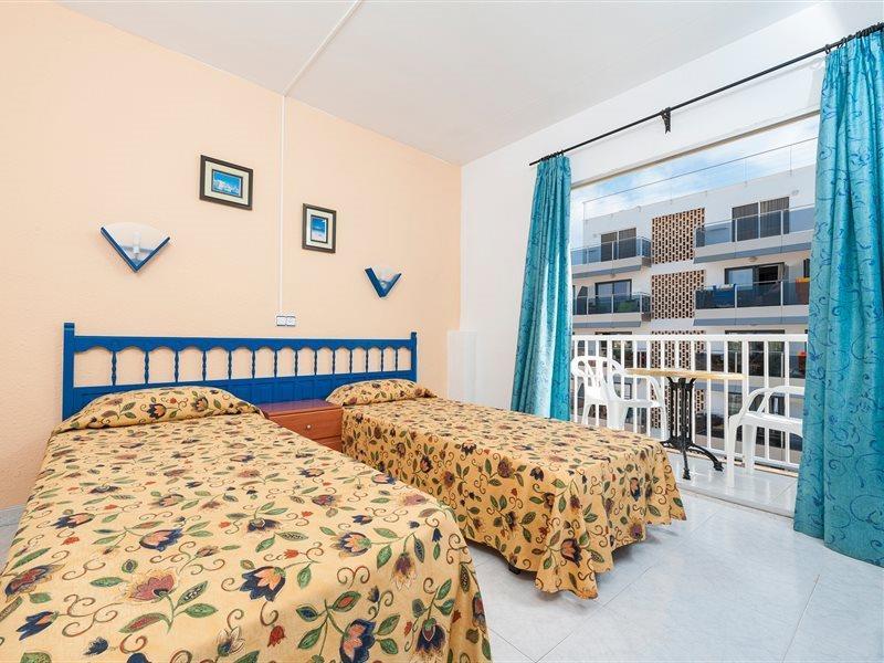 Hostal Blanca Can Picafort  Eksteriør bilde