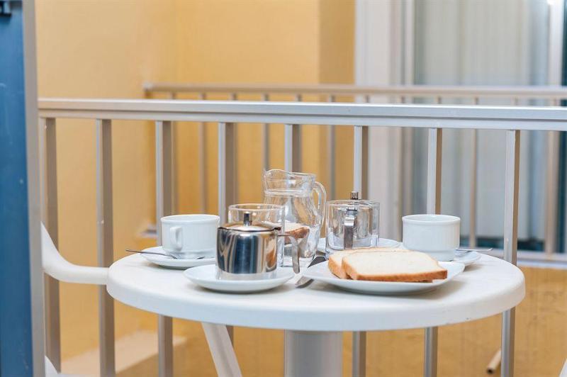 Hostal Blanca Can Picafort  Eksteriør bilde
