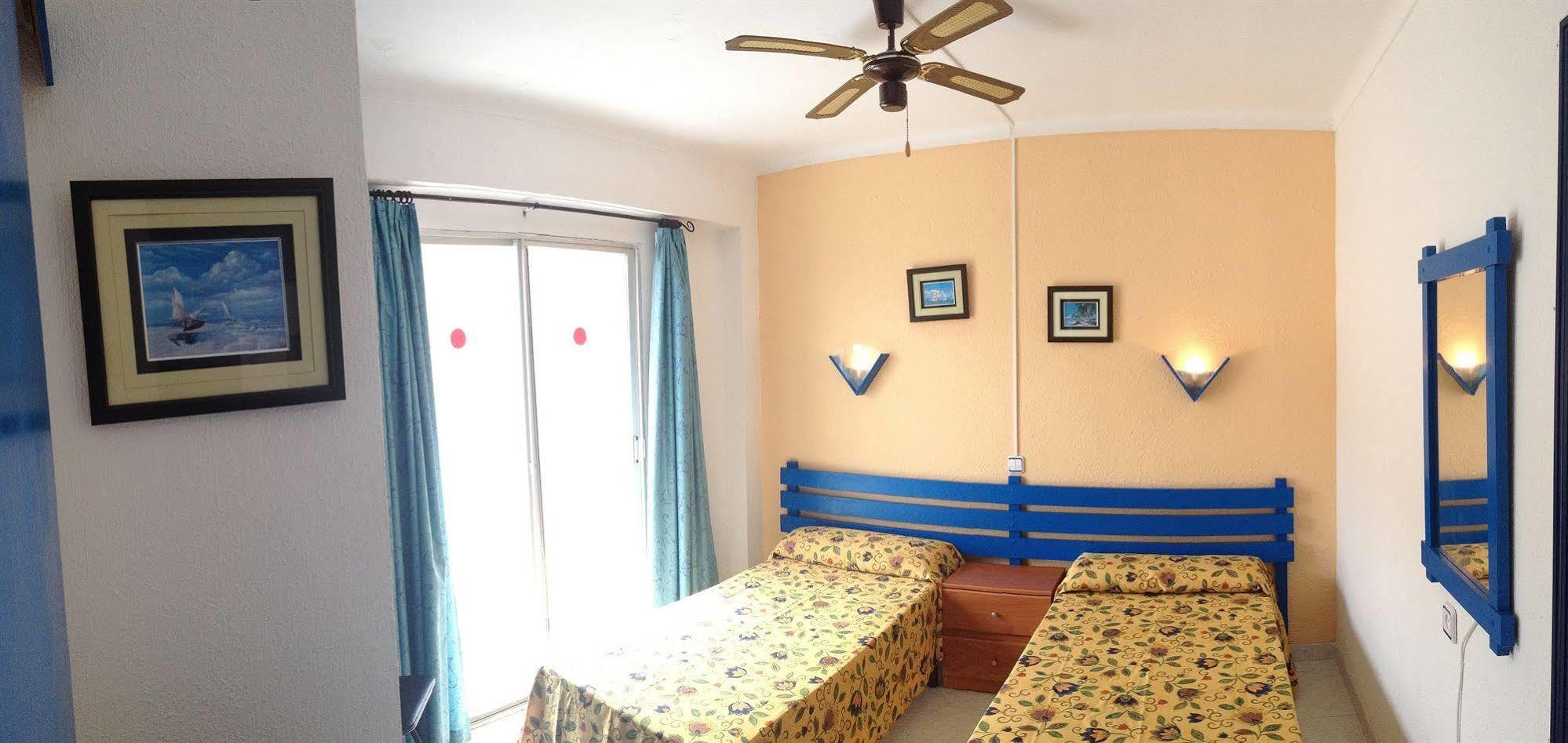 Hostal Blanca Can Picafort  Eksteriør bilde