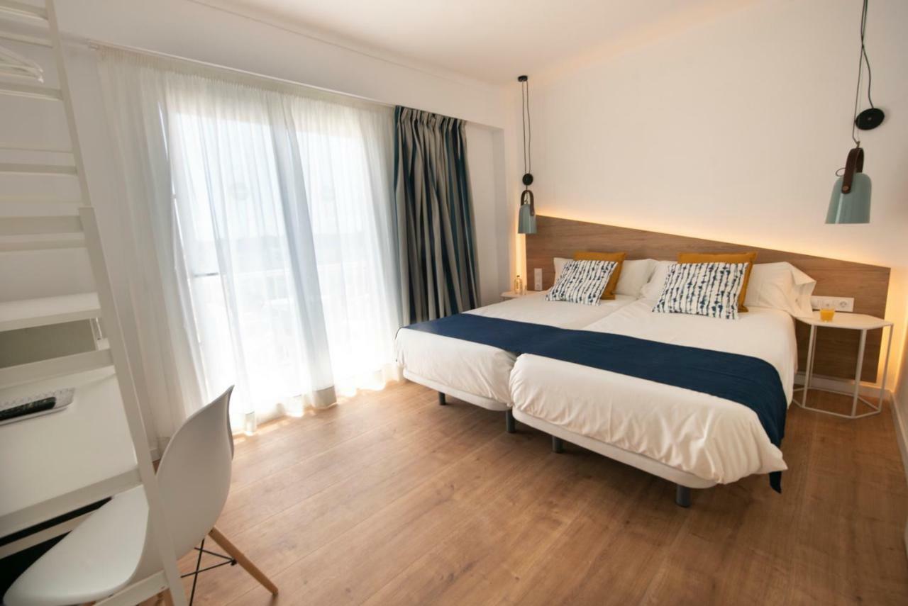 Hostal Blanca Can Picafort  Eksteriør bilde